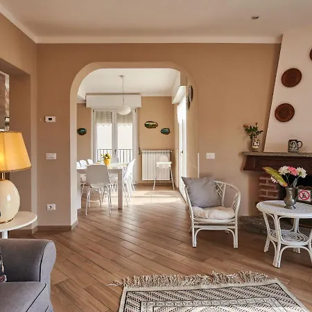 Сasa de vacaciones Anna By Interhome Luino