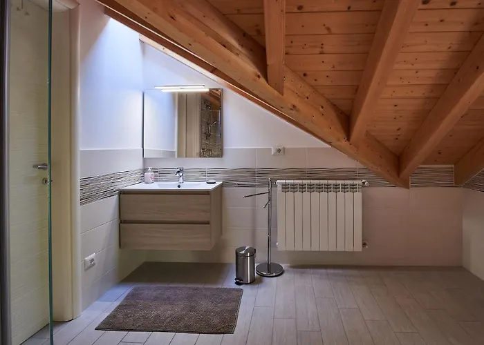 Feriehus Anna By Interhome Luino